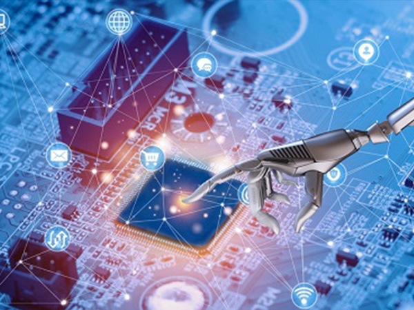 To become a leader in industry technology innovation, what should circuit board manufacturers do?